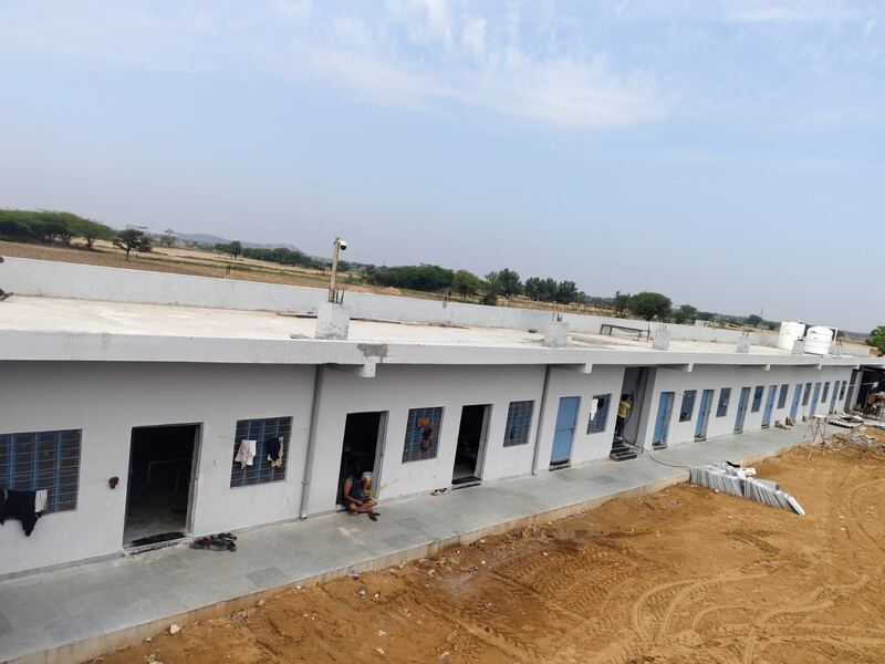 Single storey block and site development