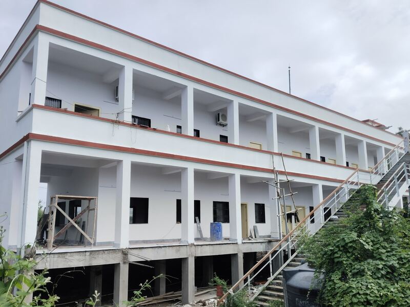 Site photograph from Western Railway Pilol Station